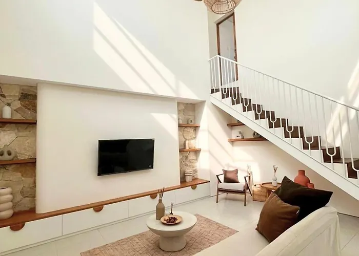 Neuf Bali 3br Near Melasti Easy Access *